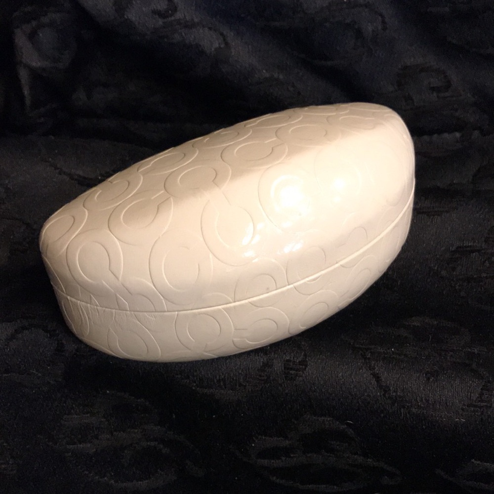 Coach White Sunglasses Case - Picture 2 of 6